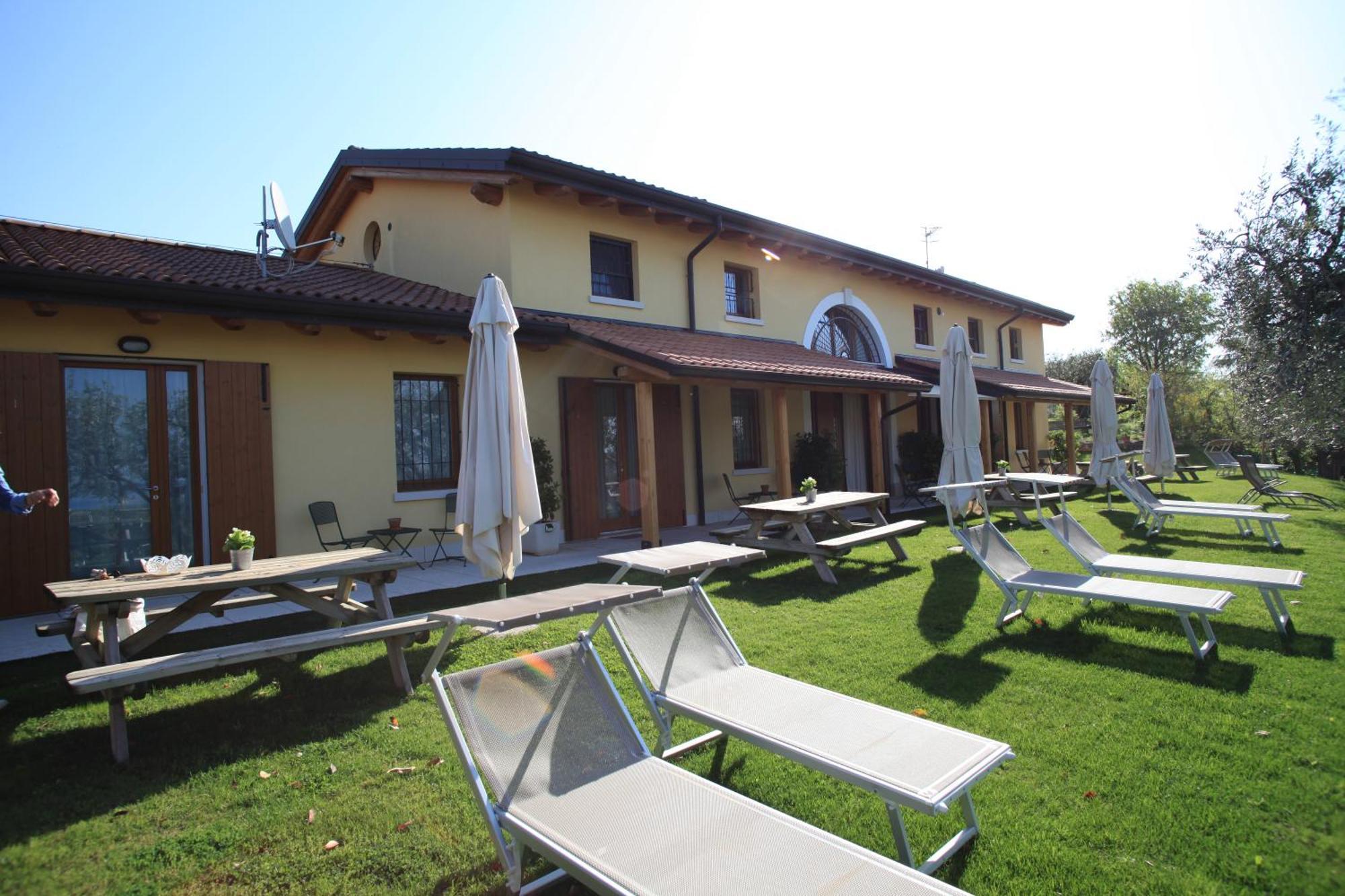 Al Vajo Dependance - Apartments-Zimmer Lazise Buitenkant foto